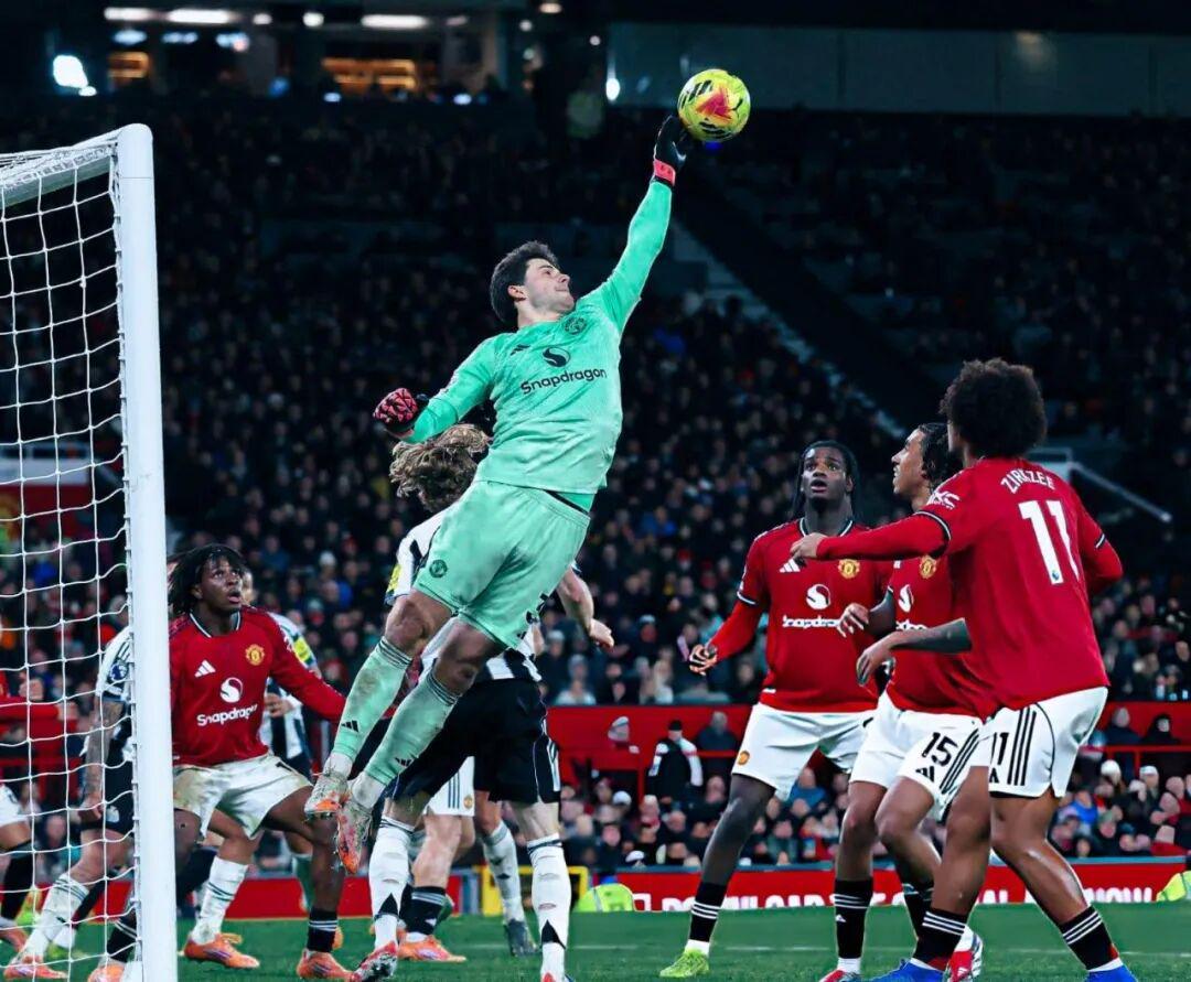 世预赛官方app下载-曼联一人回归战阿森纳,卡里克首发或变!顶住定位球关键角色曝光