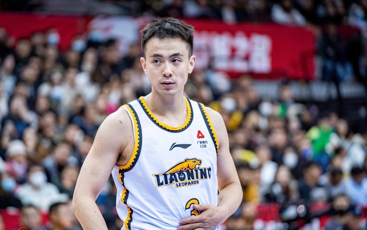 世预赛高清直播入口-周琦落选!男篮21人名单出炉,赵继伟回归,广东国手人数超北京