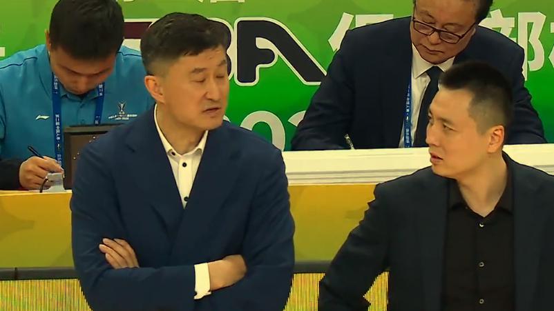 世预赛官网客户端-上海淘汰广东进四强！卢伟给足了杜锋面子，否则赢30分都不成问题