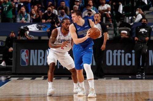 1622934911479009629.jpg 世界杯预选赛下载-【早报】我全都要?曼城包揽赛季三大奖项!