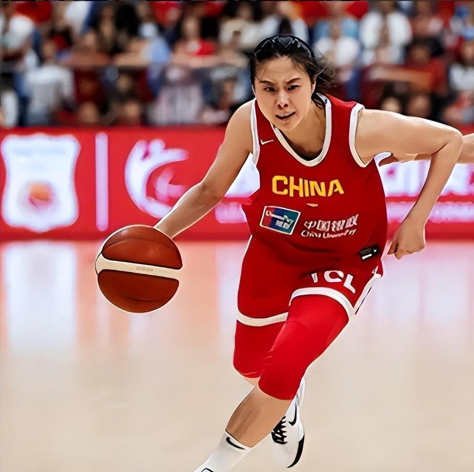 世预赛官方app下载-出线了！中国女篮84-74，数据一目了然，不是韩旭，最大功臣是她